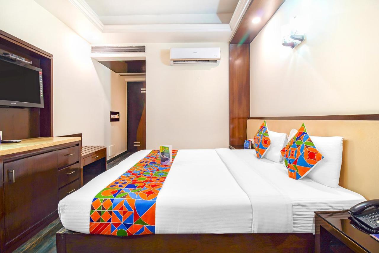Fabhotel Marble Arch - Nr Karol Bagh Market Delhi  Bagian luar foto